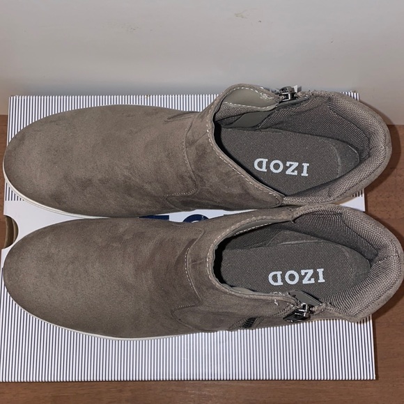 New IZOD Women’s Mila Ankle Boots - Picture 6 of 8